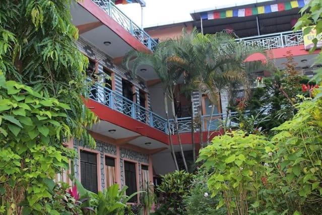 Kalpana G. House Hotel Pokhara Ngoại thất bức ảnh