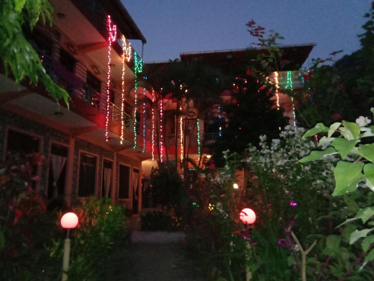 Kalpana G. House Hotel Pokhara Ngoại thất bức ảnh
